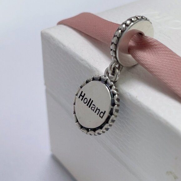 Rare Pandora Country Of Holland Exclusive Farmhouse Image Dangle Charm - Picture 2 of 4